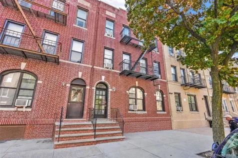 3155 35TH Street Astoria NY 11106