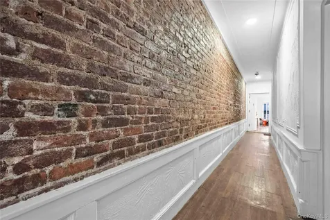 3155 35th Street Astoria NY 11106
