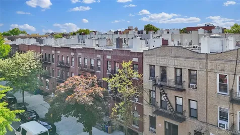 3155 35TH Street Astoria NY 11106