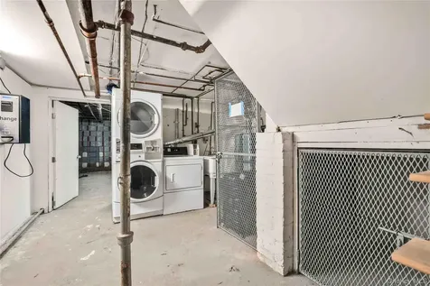 3155 35th Street Astoria NY 11106