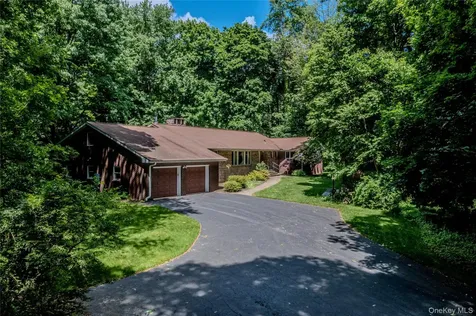 2425 Evergreen Street Yorktown Heights NY 10598