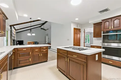 2425 Evergreen Street Yorktown Heights NY 10598