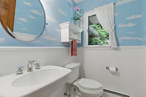 2425 Evergreen Street Yorktown Heights NY 10598