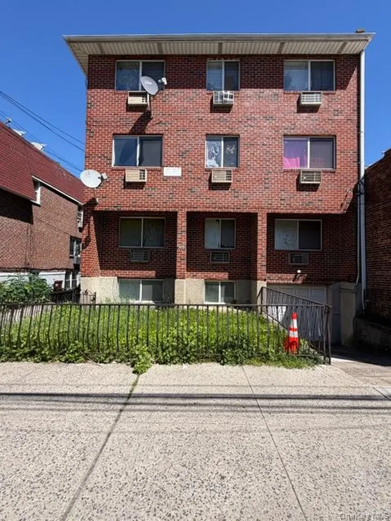 43-65 156th Street Flushing NY 11355