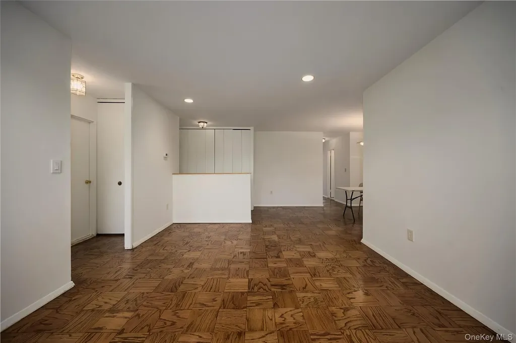 100 E Hartsdale Avenue Hartsdale NY 10530