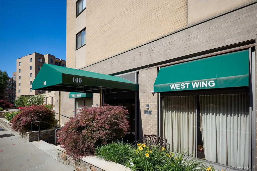 100 E Hartsdale Avenue Hartsdale NY 10530