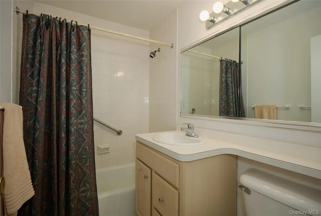 100 E Hartsdale Avenue Hartsdale NY 10530