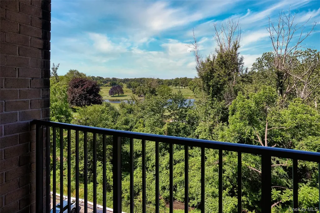 100 E Hartsdale Avenue Hartsdale NY 10530