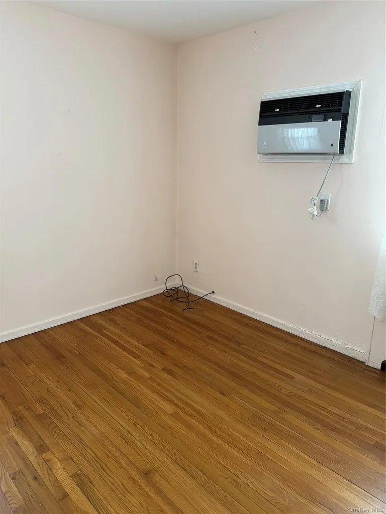 270-08 81st Avenue New Hyde Park NY 11040
