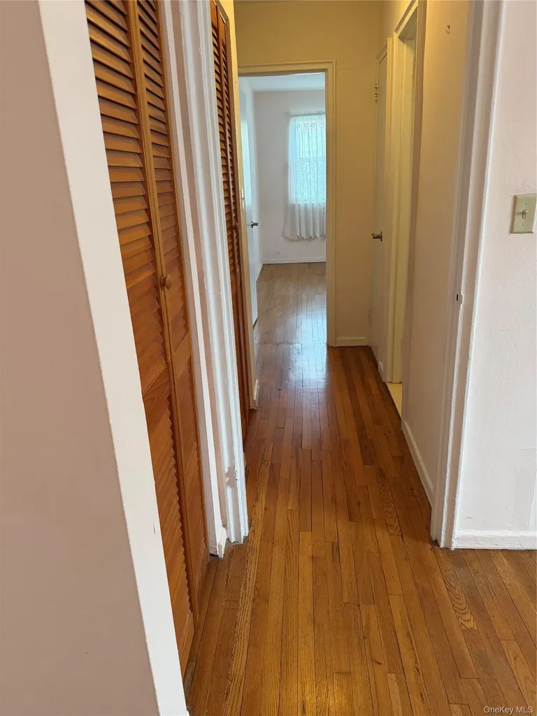 270-08 81st Avenue New Hyde Park NY 11040