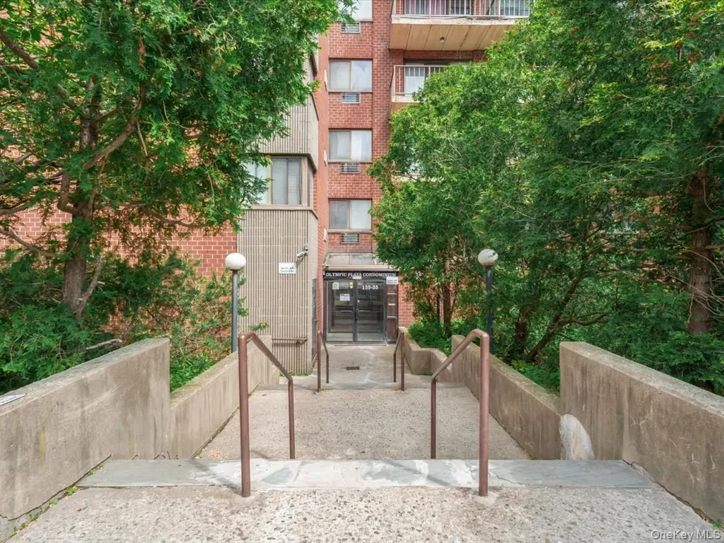 139-35 35th Avenue Flushing NY 11354