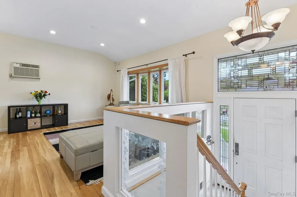 4 Concord Lane Smithtown NY 11787