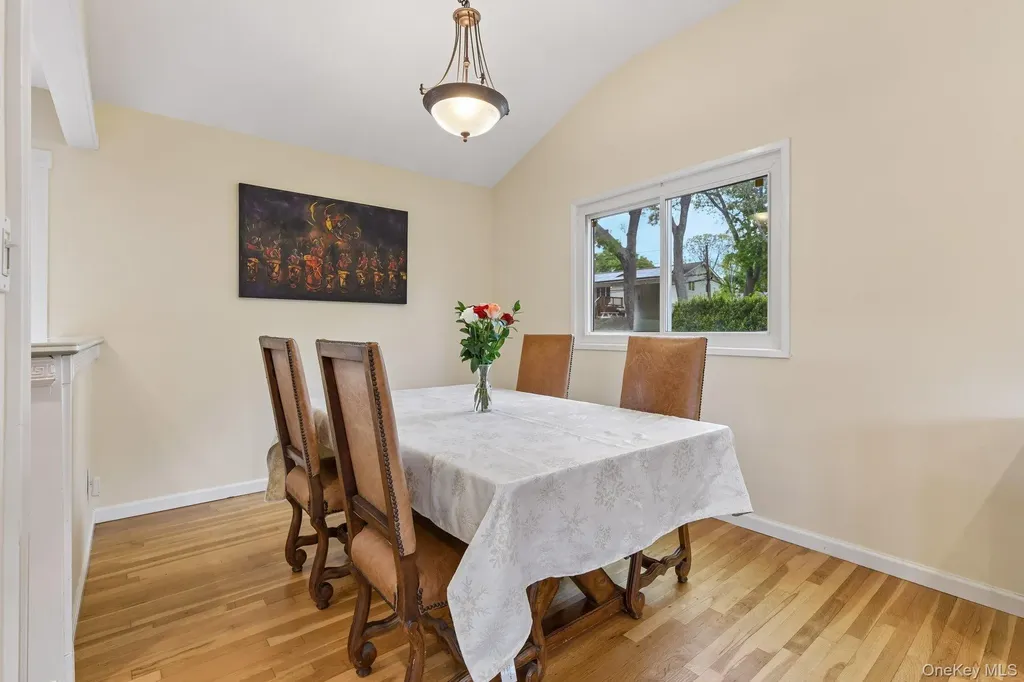 4 Concord Lane Smithtown NY 11787