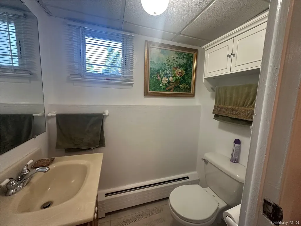 776 Bunker Road North Woodmere NY 11581