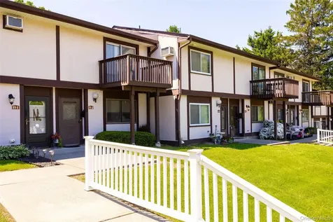 11 Millholland Drive Fishkill NY 12524