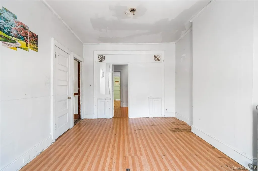 407 Eldert Lane Brooklyn NY 11208