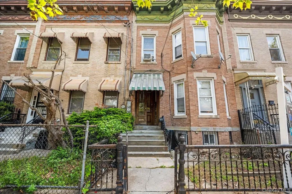 407 Eldert Lane Brooklyn NY 11208
