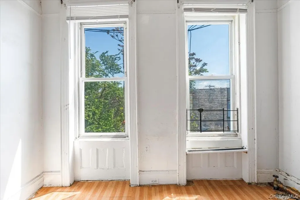 407 Eldert Lane Brooklyn NY 11208