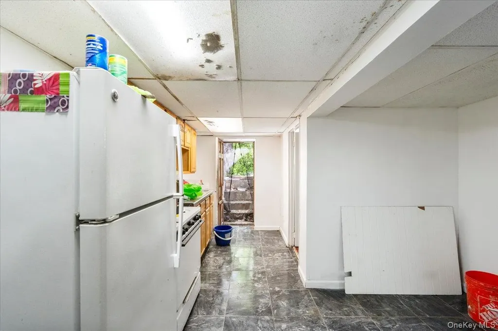 407 Eldert Lane Brooklyn NY 11208