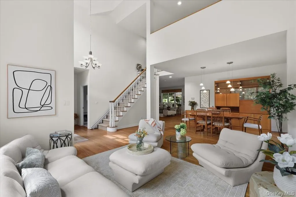 15 Old Town Crossing Mount Kisco NY 10549