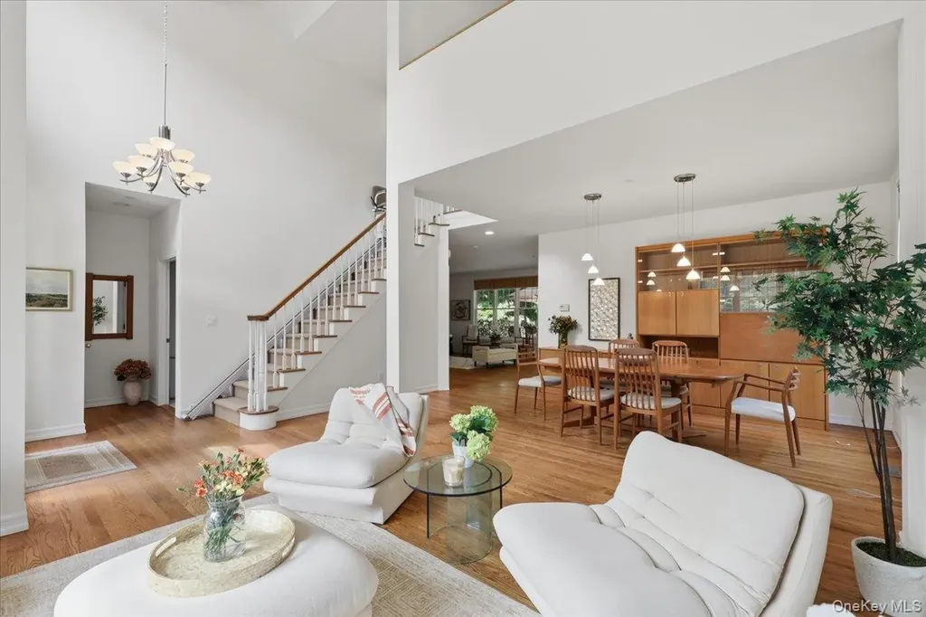 15 Old Town Crossing Mount Kisco NY 10549