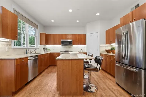 15 Old Town Crossing Mount Kisco NY 10549