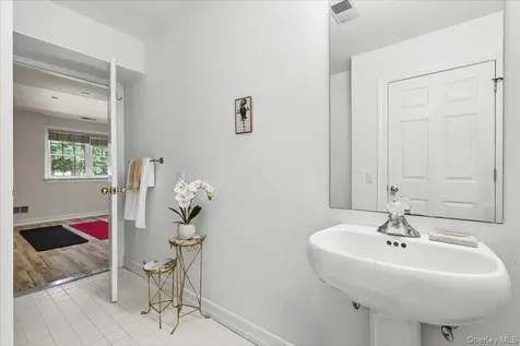 15 Old Town Crossing Mount Kisco NY 10549