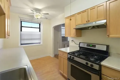 7 Greenridge Avenue White Plains NY 10605
