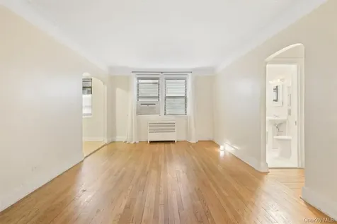 7 Greenridge Avenue White Plains NY 10605