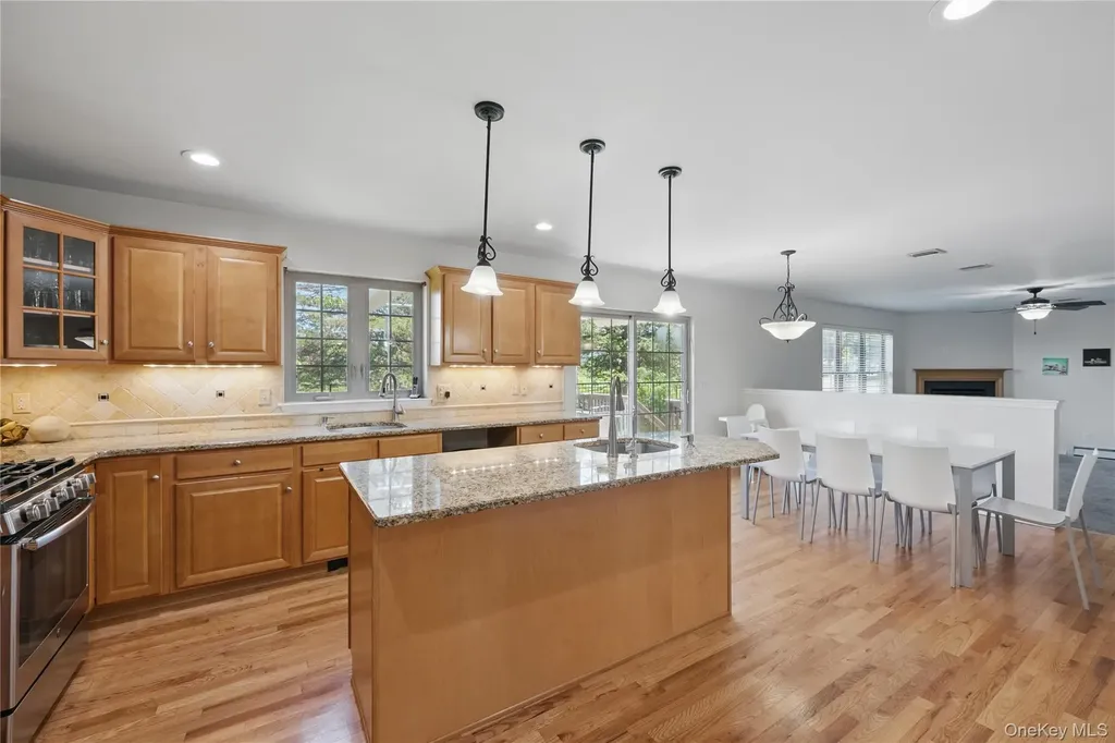 15 Prestwick Drive Monroe NY 10950