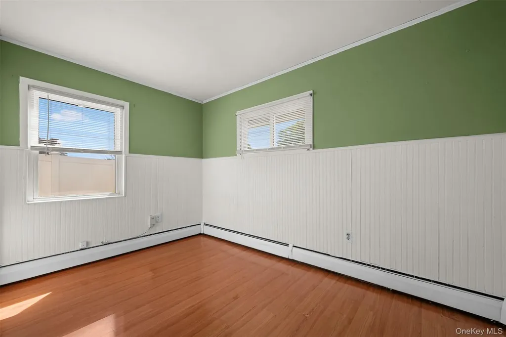 13 Squirrel Lane Levittown NY 11756