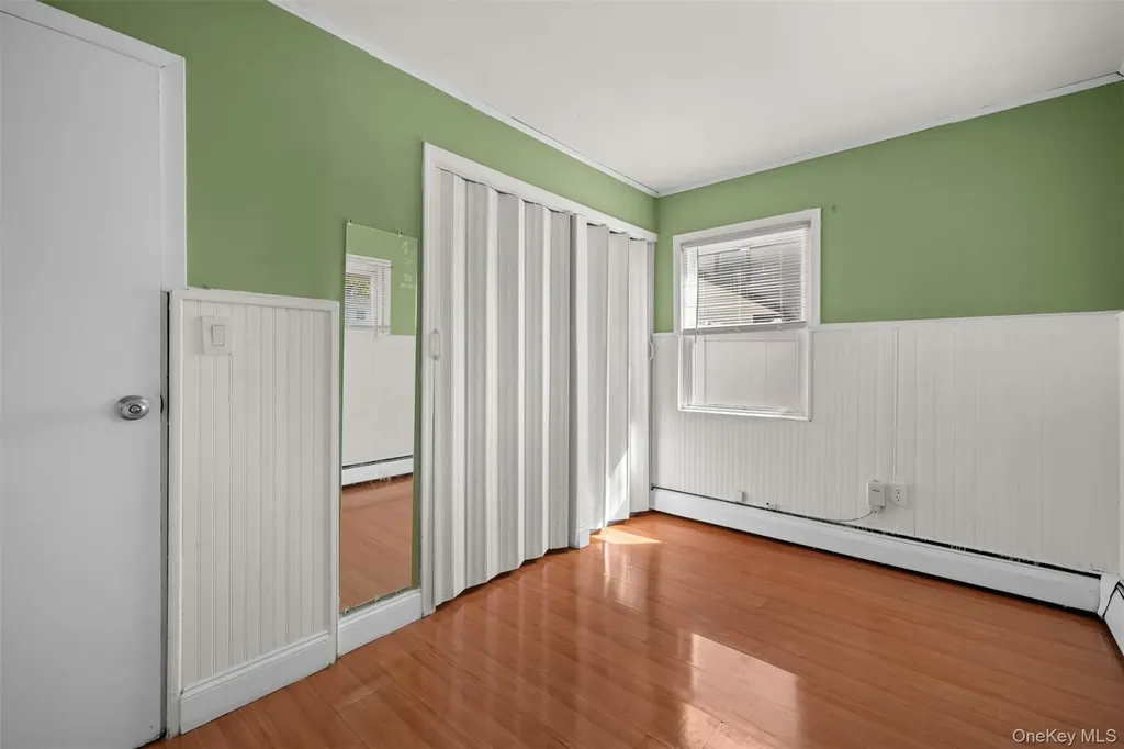 13 Squirrel Lane Levittown NY 11756