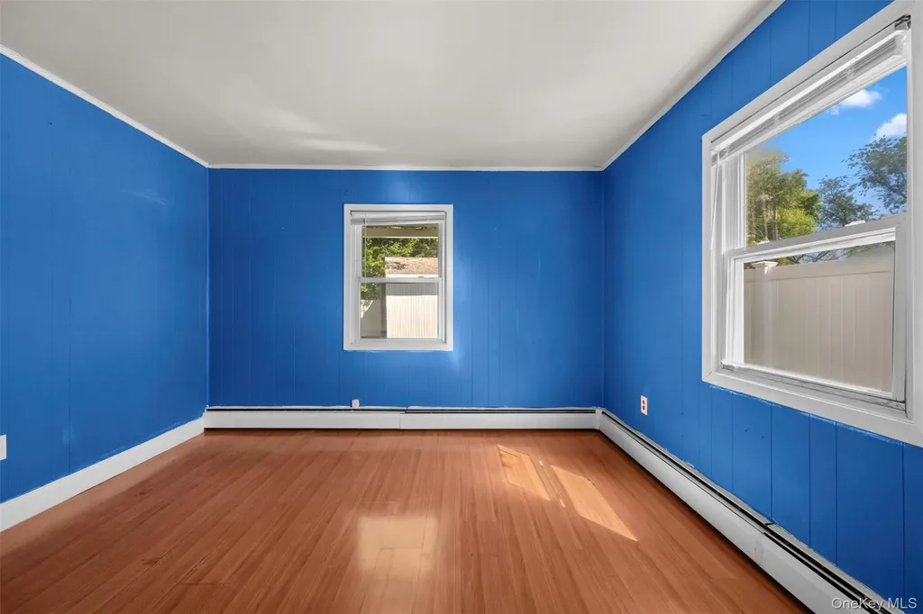 13 Squirrel Lane Levittown NY 11756