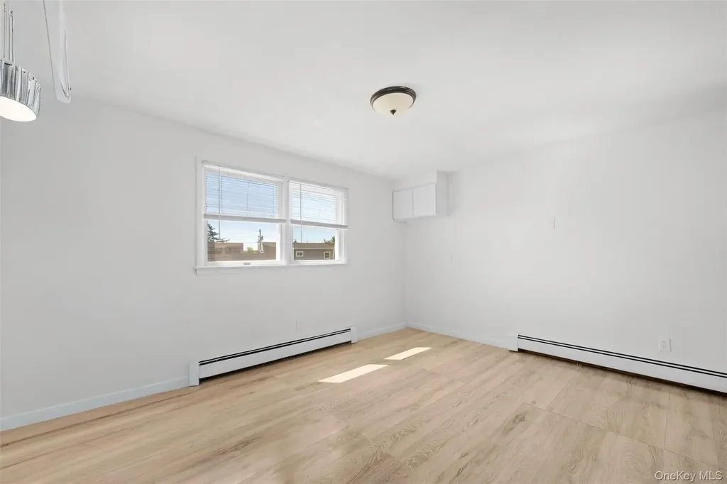 13 Squirrel Lane Levittown NY 11756