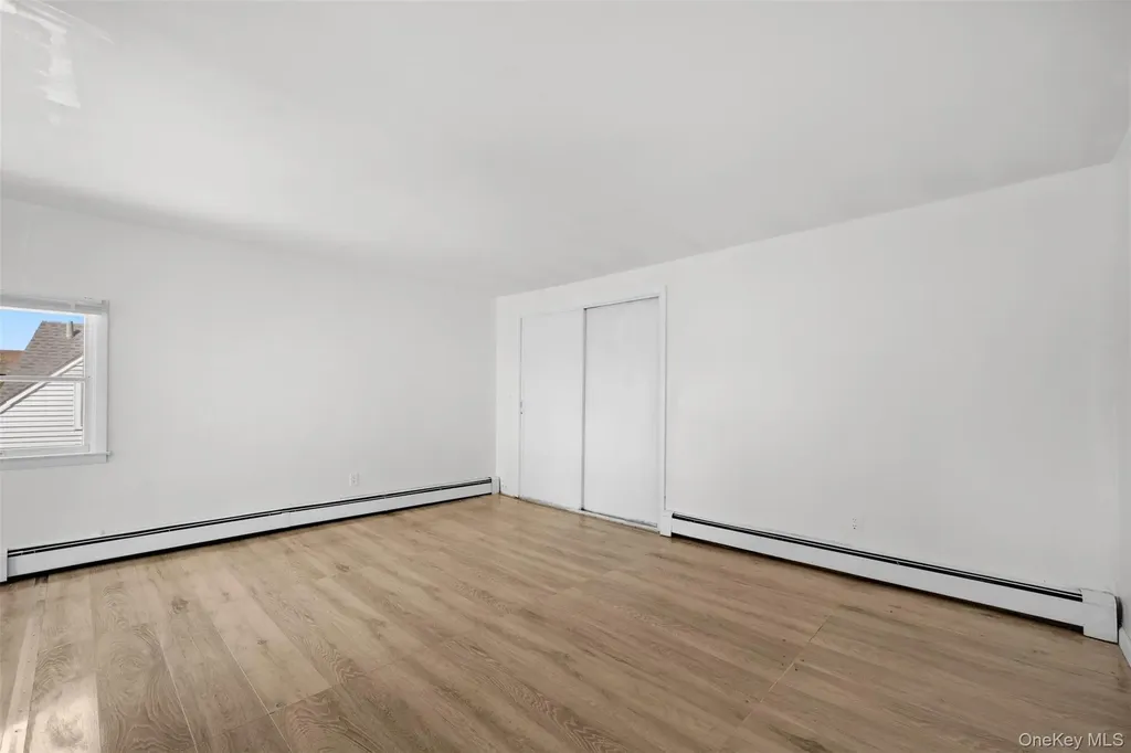 13 Squirrel Lane Levittown NY 11756