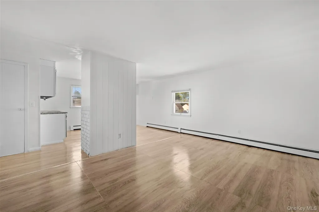 13 Squirrel Lane Levittown NY 11756