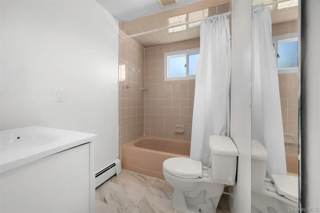 13 Squirrel Lane Levittown NY 11756