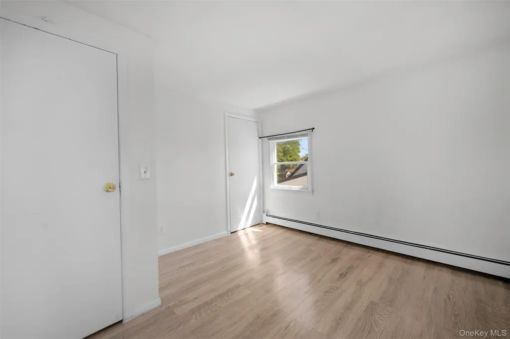 13 Squirrel Lane Levittown NY 11756