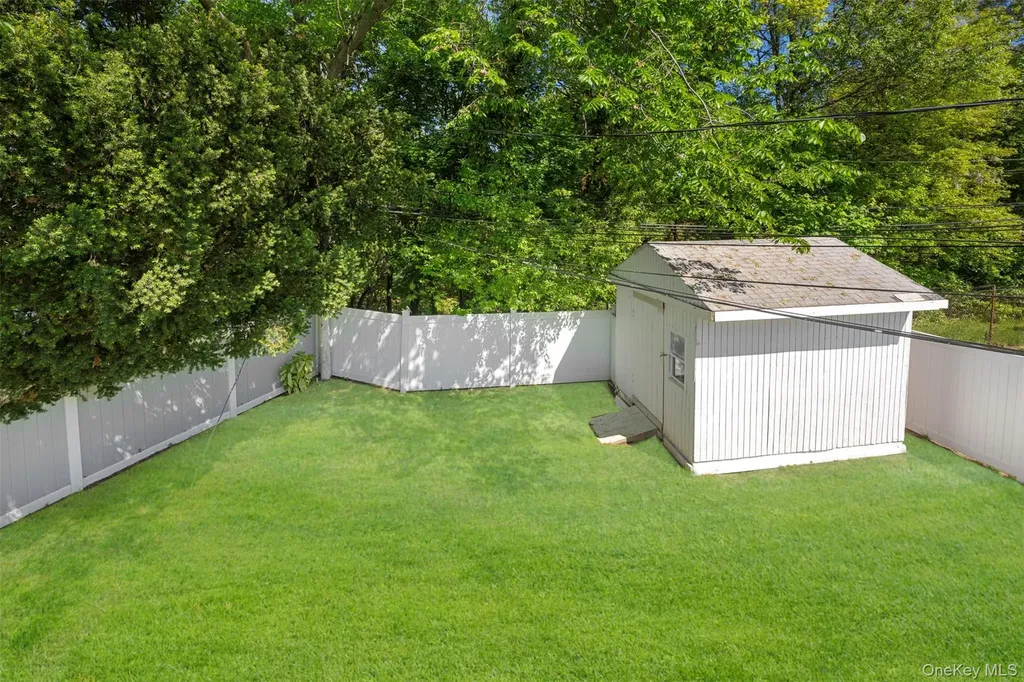 13 Squirrel Lane Levittown NY 11756