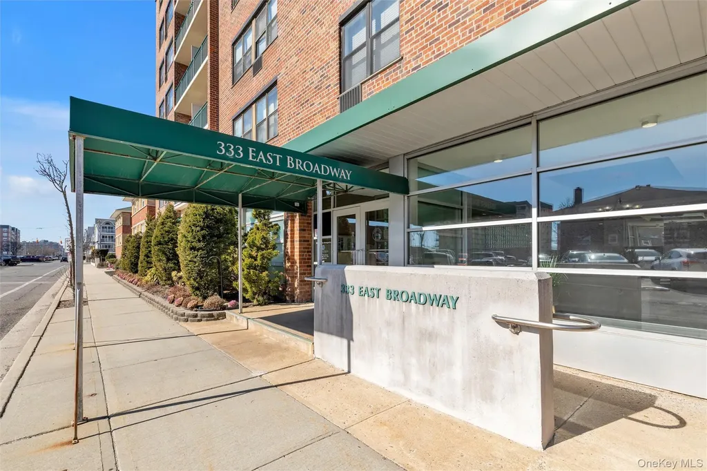 333 E Broadway Long Beach NY 11561