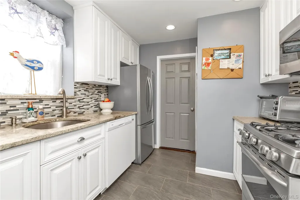333 E Broadway Long Beach NY 11561