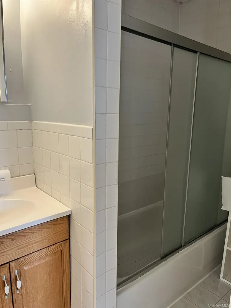 23 Hillside Avenue Williston Park NY 11596