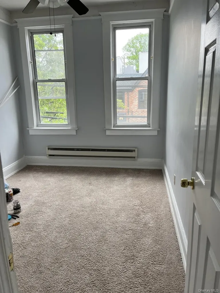 23 Hillside Avenue Williston Park NY 11596
