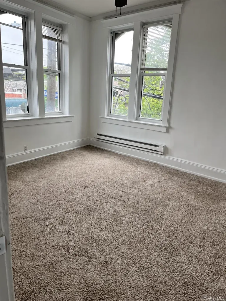 23 Hillside Avenue Williston Park NY 11596