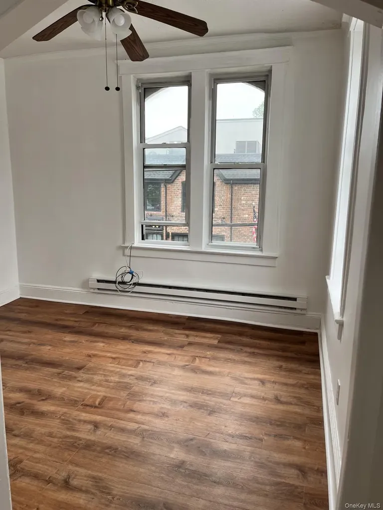 23 Hillside Avenue Williston Park NY 11596