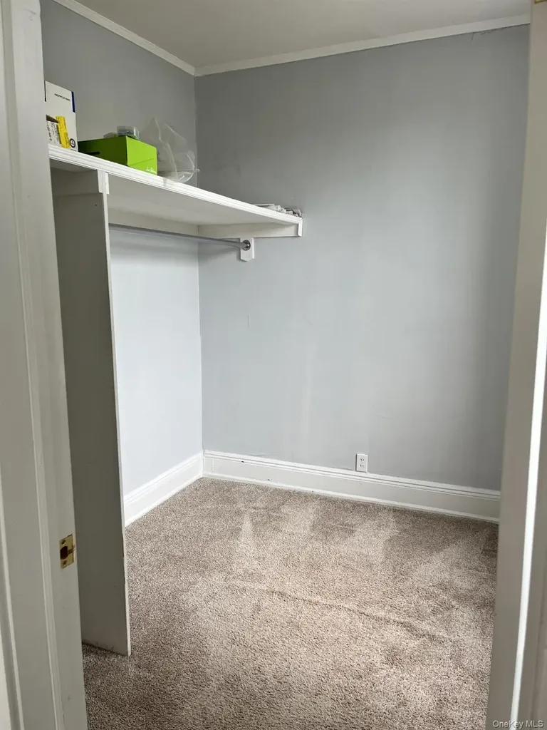 23 Hillside Avenue Williston Park NY 11596