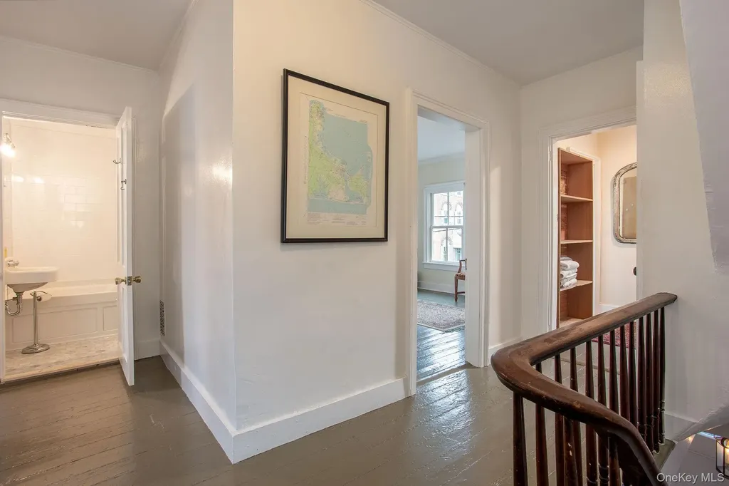 562 State Street Hudson NY 12534