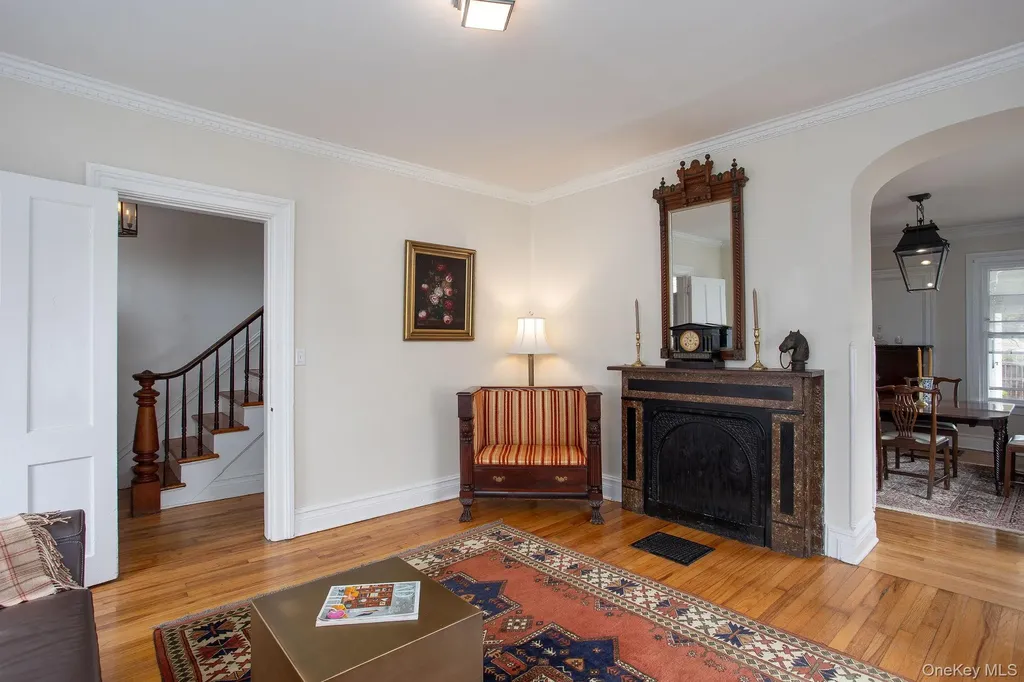 562 State Street Hudson NY 12534