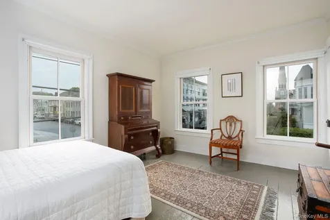 562 State Street Hudson NY 12534