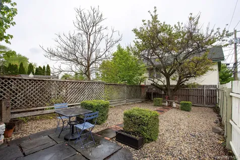 562 State Street Hudson NY 12534